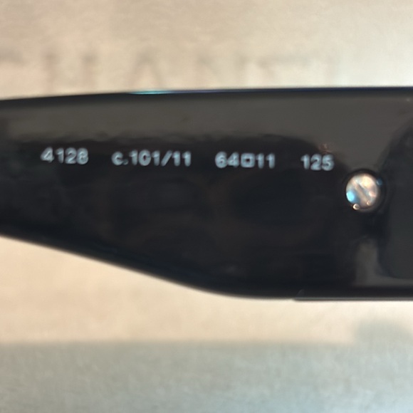 CHANEL Black Aviator Sunglasses 4128 - Picture 6 of 16